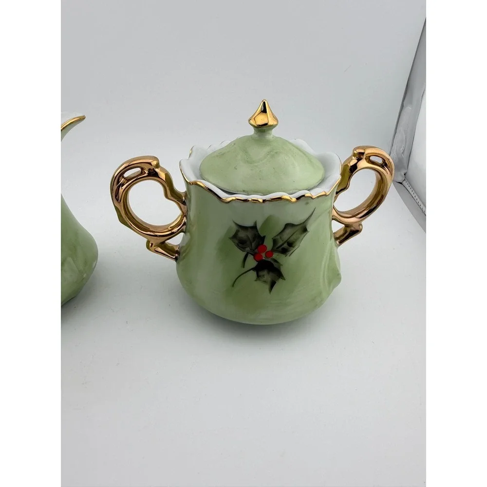 Vintage Lefton Holly Berry Creamer‎ and Sugar Bowl Set - Gold Trim Porcelain